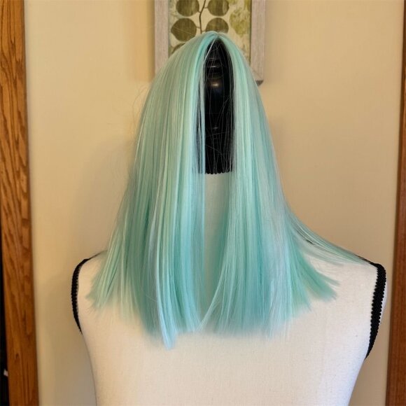 Enhanced Styles Mint Green Lace Front 12 inch Wig Long Synthetic Hair Cosplay - Picture 1 of 7